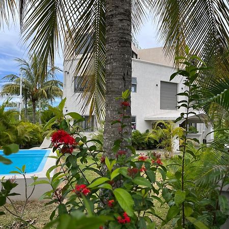 Cosy 2 Bedrooms Apts In Pereybere -Seasons Break Apartment Pereybere Beach Exteriér fotografie